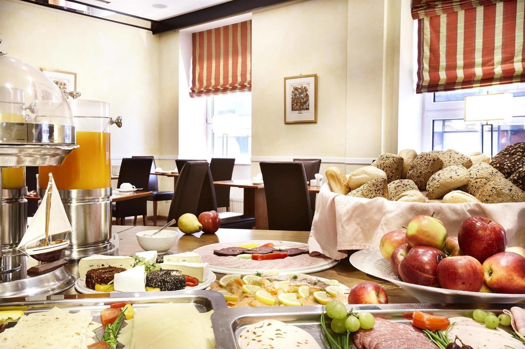 Hotel By Tulip 4*